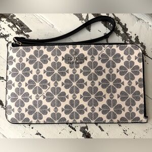 Kate Spade Navy and Cream Floral Wristlet